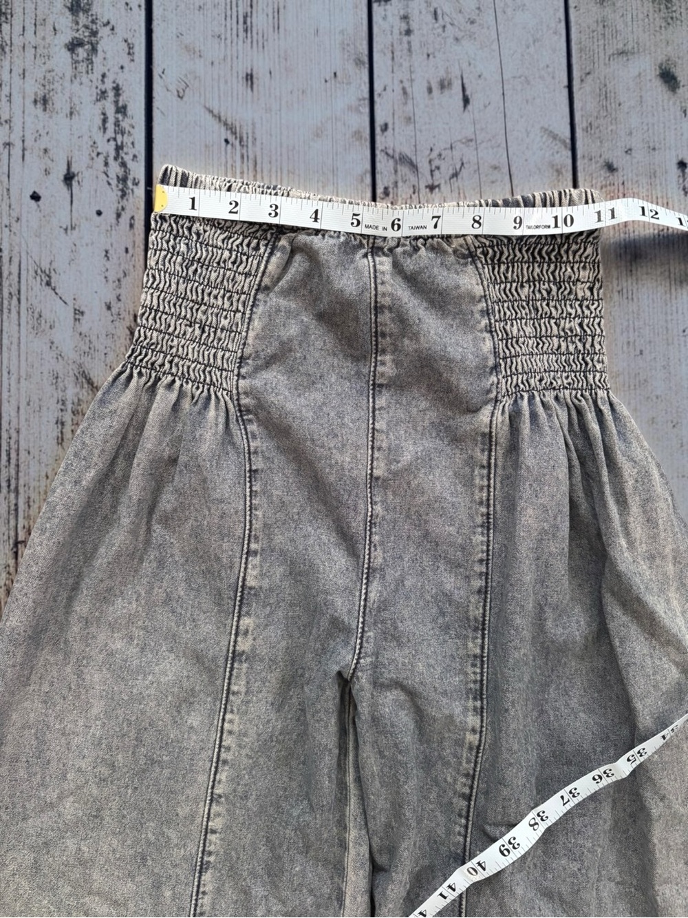 POL Acid Wash Gray Smocked High Waist Wide Leg Pants Small Boho - Picture 5 of 11